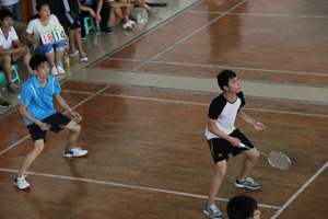 bw必威西汉姆联官网在第七届员工羽毛球比赛中喜获佳绩