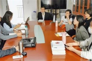 bw必威西汉姆联官网文产系召开系部2021届毕业生工作推进会