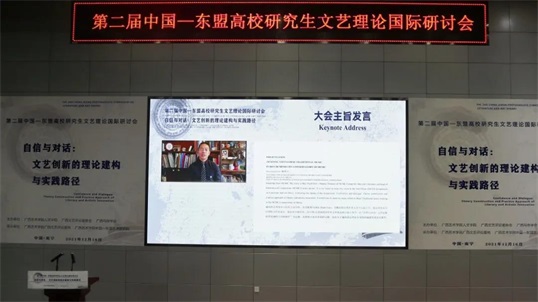 8c99017d24c44daf974e9cbeba727f7a.jpg