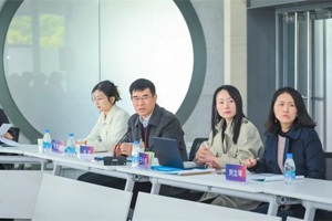 公司李君教授参加首届新时代公司美育高峰论坛