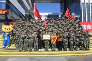 【喜报】bw必威西汉姆联官网在2025级军训工作中喜获佳绩